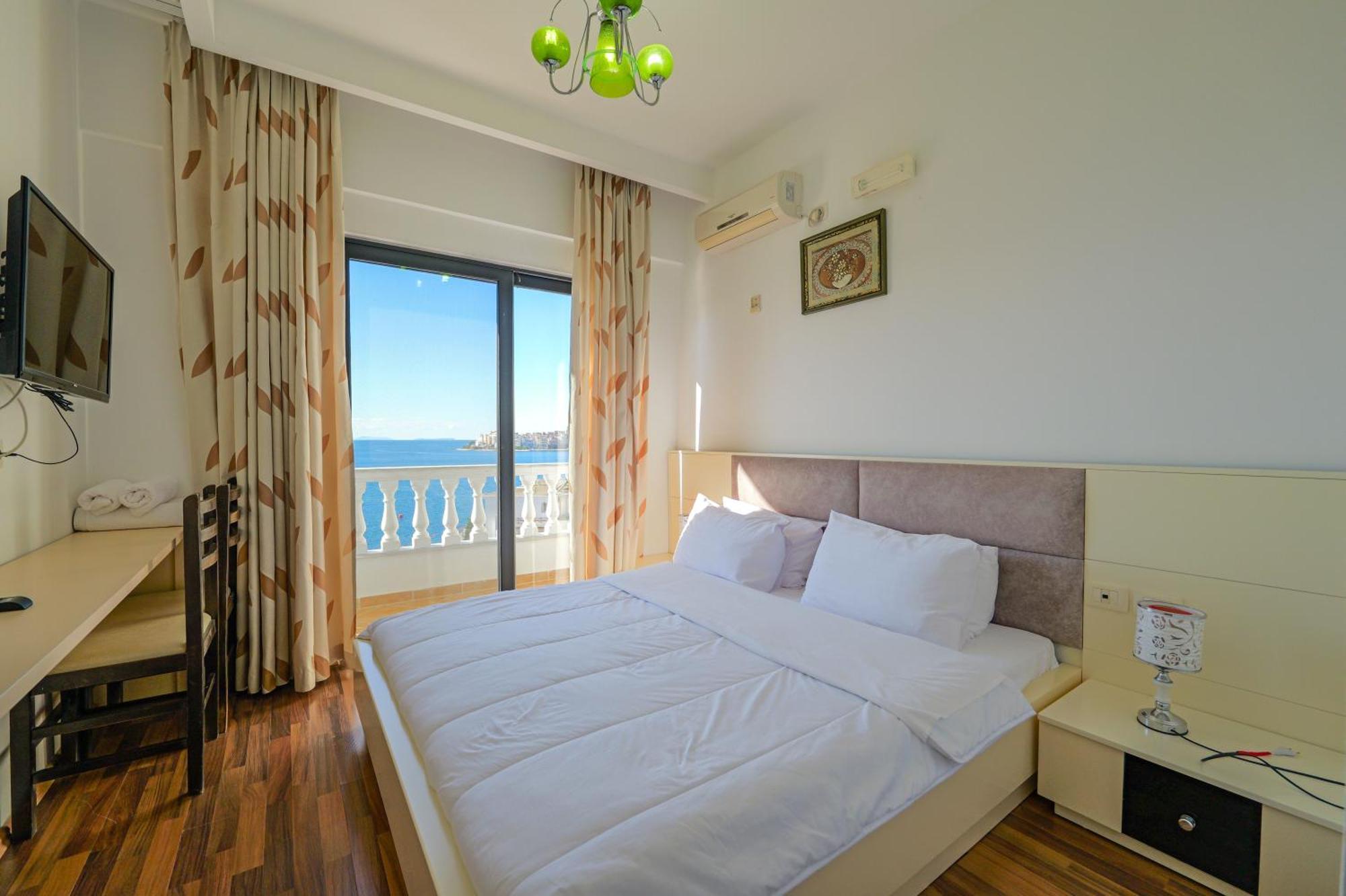 Hotel Iliria Sarandë Exterior foto