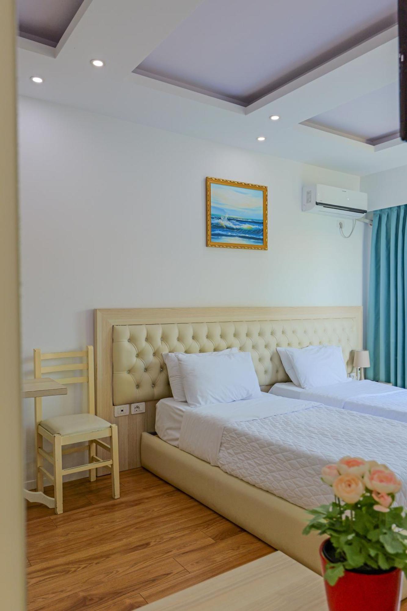 Hotel Iliria Sarandë Exterior foto