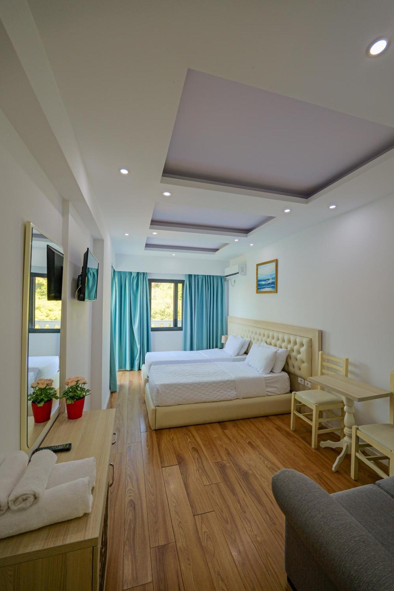 Hotel Iliria Sarandë Exterior foto