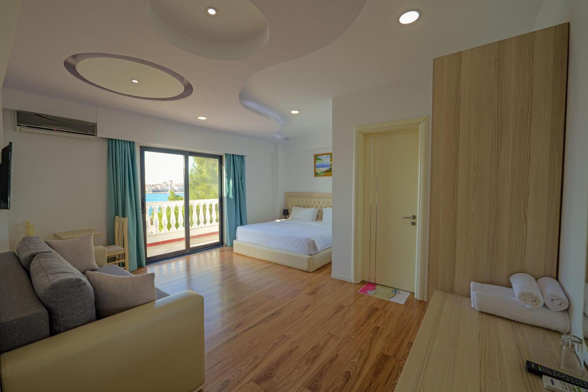 Hotel Iliria Sarandë Exterior foto